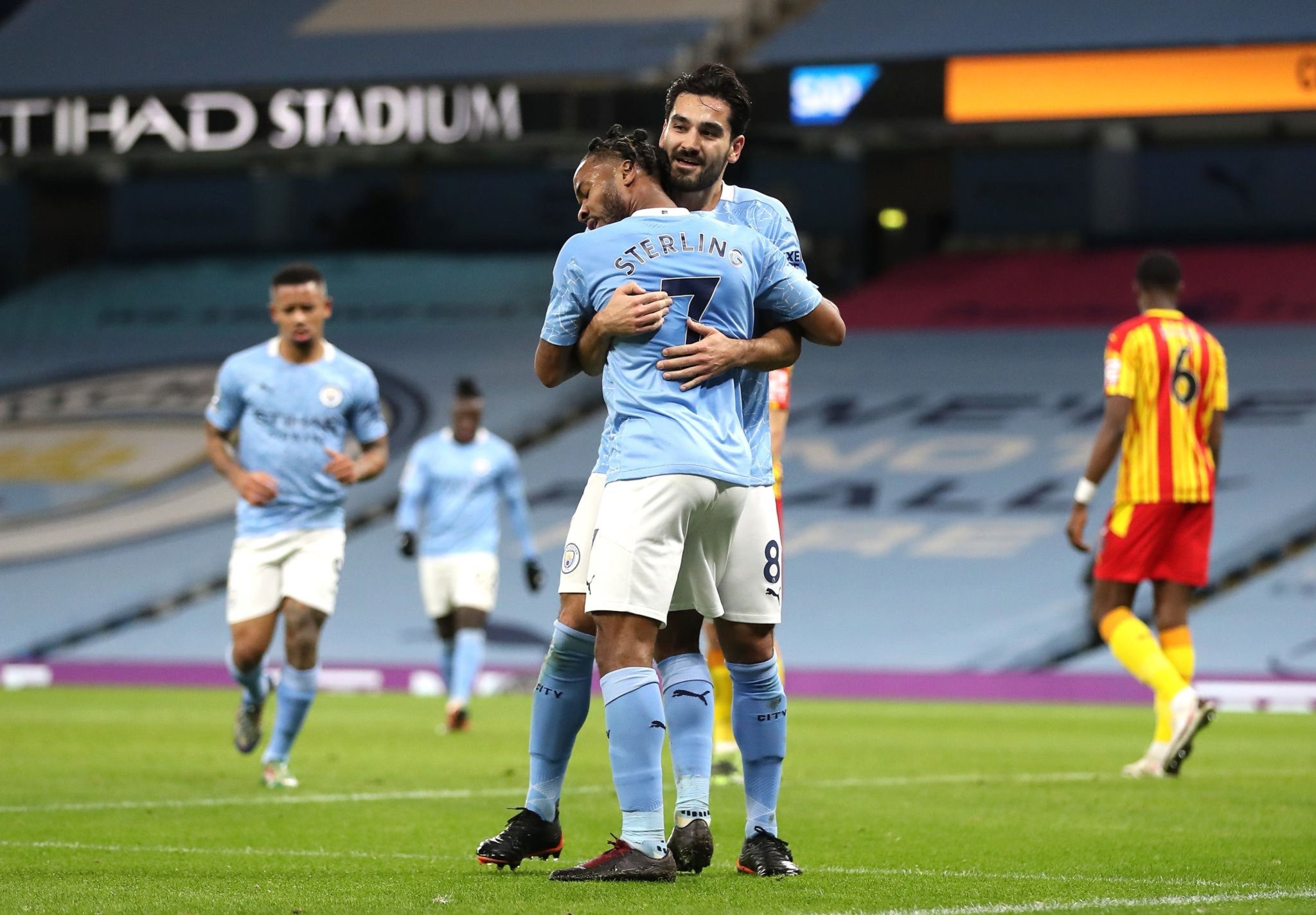 他因情緒失 他因情緒失